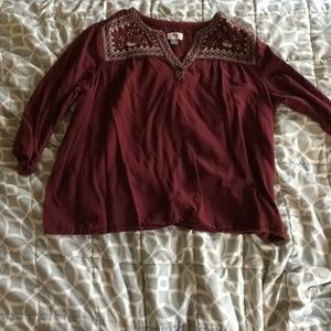 Maroon old navy flowy shirt